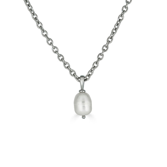 Pearl Pendant Necklace in Silver
