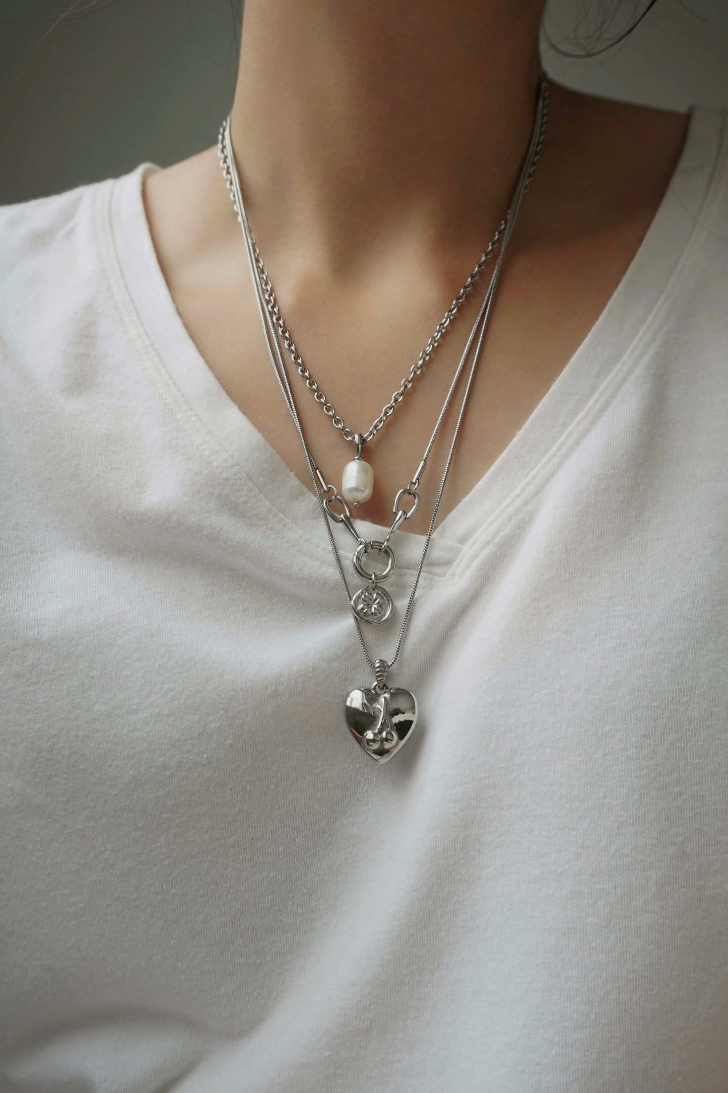Pearl Pendant Necklace in Silver