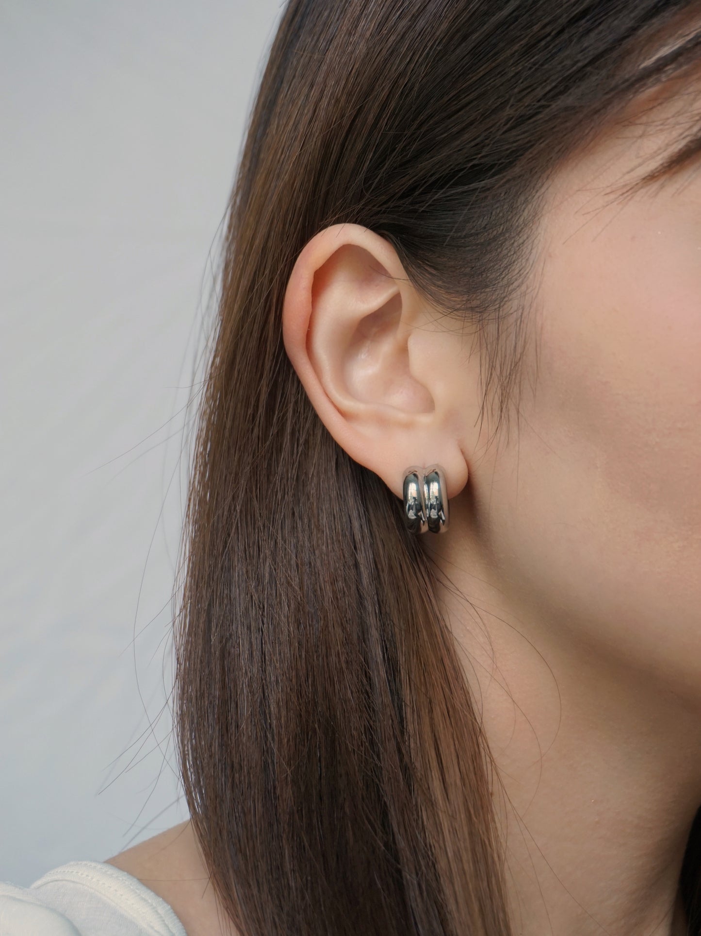 Mini Puffy Hoops in Silver