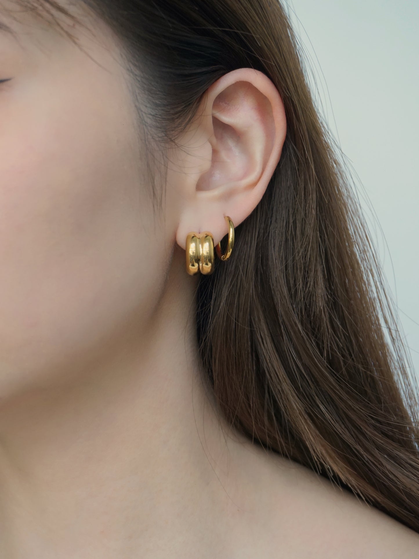 Mini Puffy Hoops in Gold