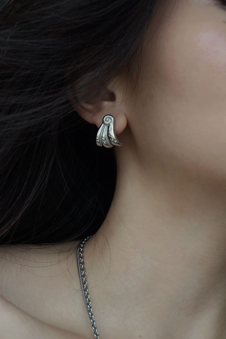 Nova Earrings in Silver