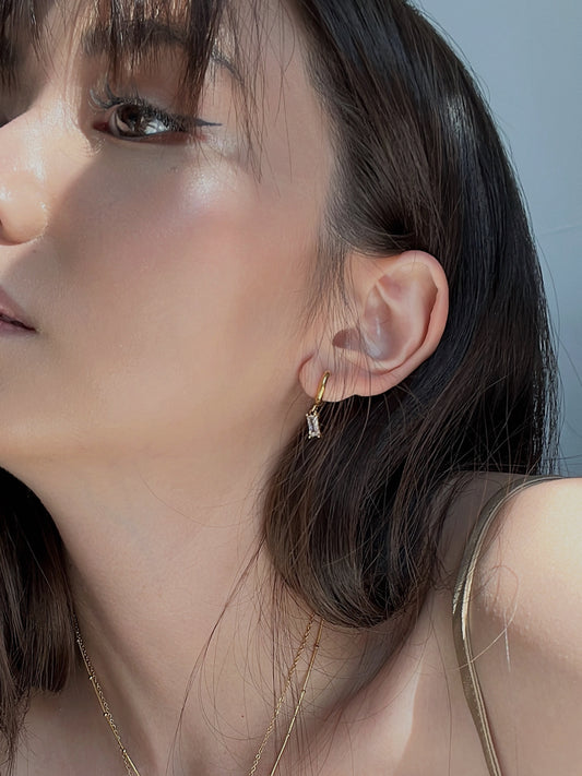 dainty earrings for women. small hoops for wedding. minimal jewelry brand. jewelry brands like mejuri.