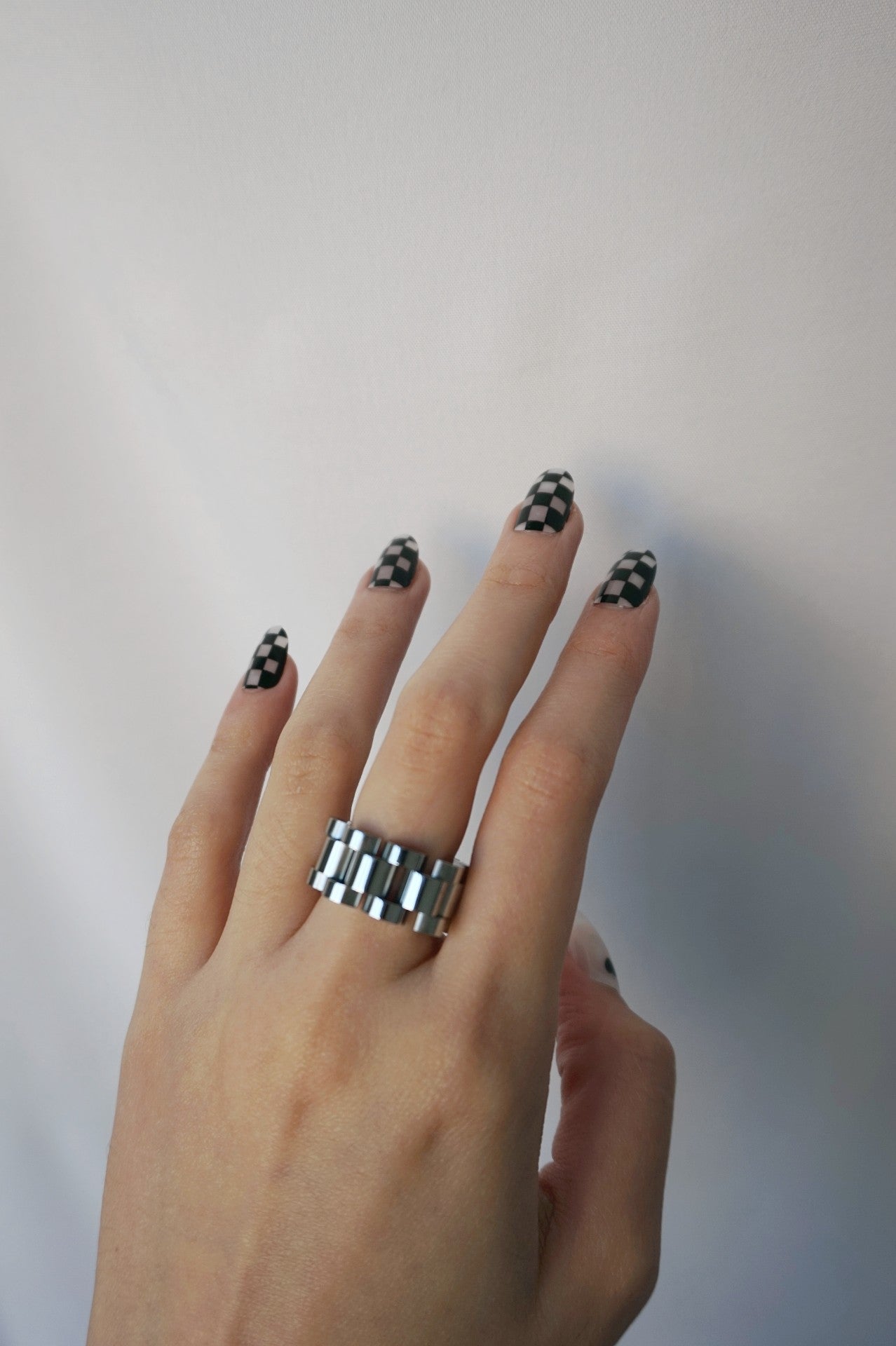 Rolex chain link rings. Chic jewelry for women. Silver jewelry for women. Affordable jewelry brands