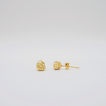 Pebble Studs in Gold