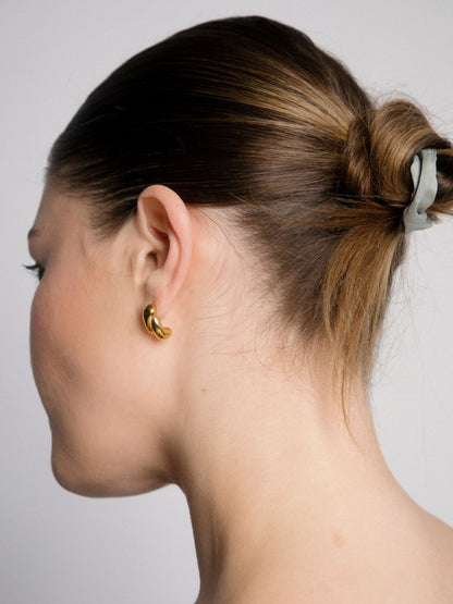 Raindrop Earrings in Gold