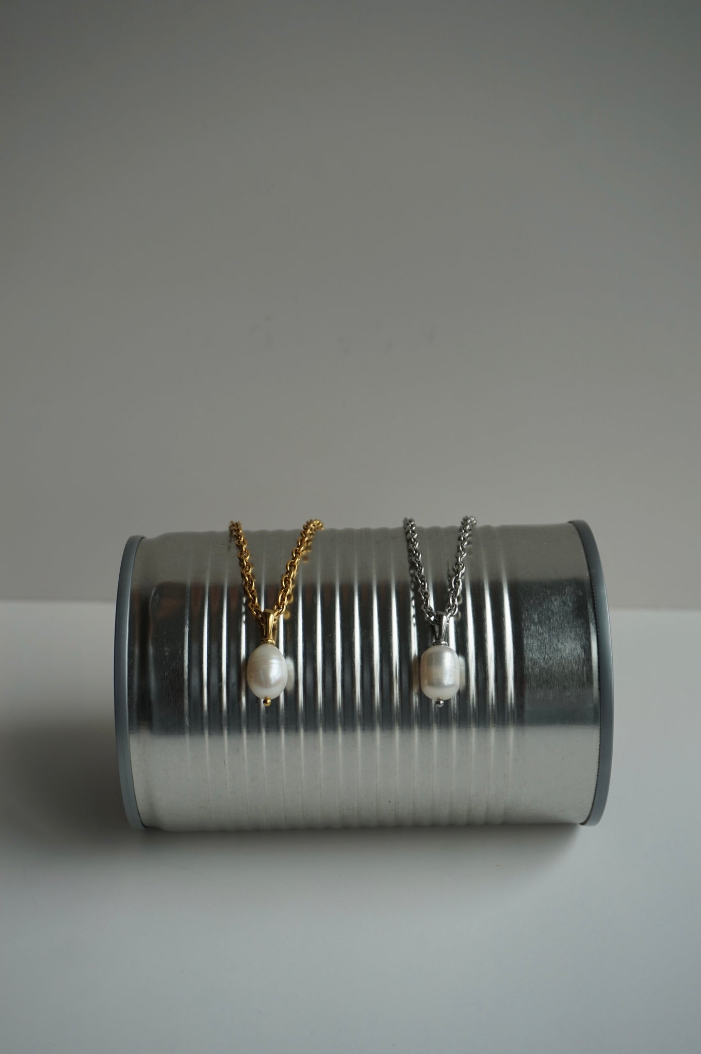 Pearl Pendant Necklace in Silver