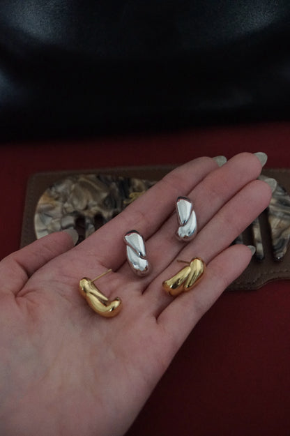 Raindrop Earrings in Silver