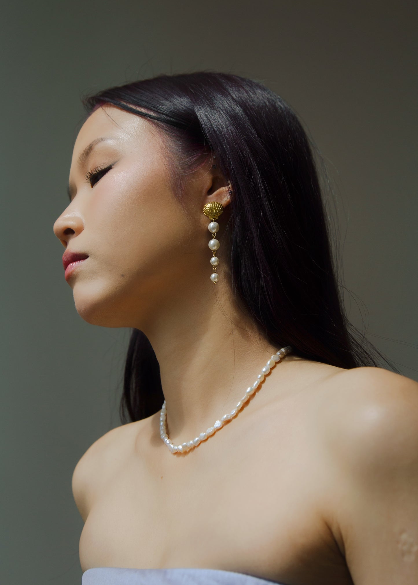 Shell Pearl Earrings