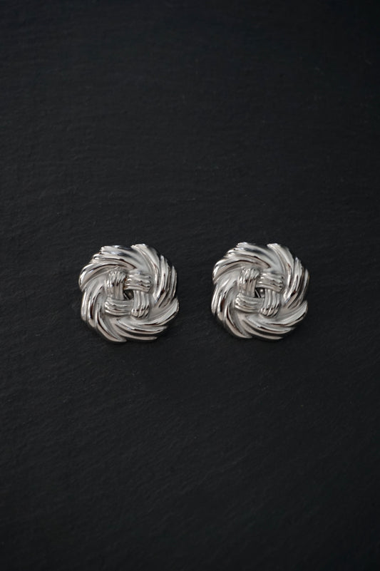 Knot Earrings in Silver