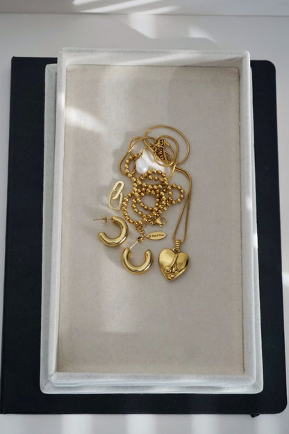 Pearl Beaded Necklace
