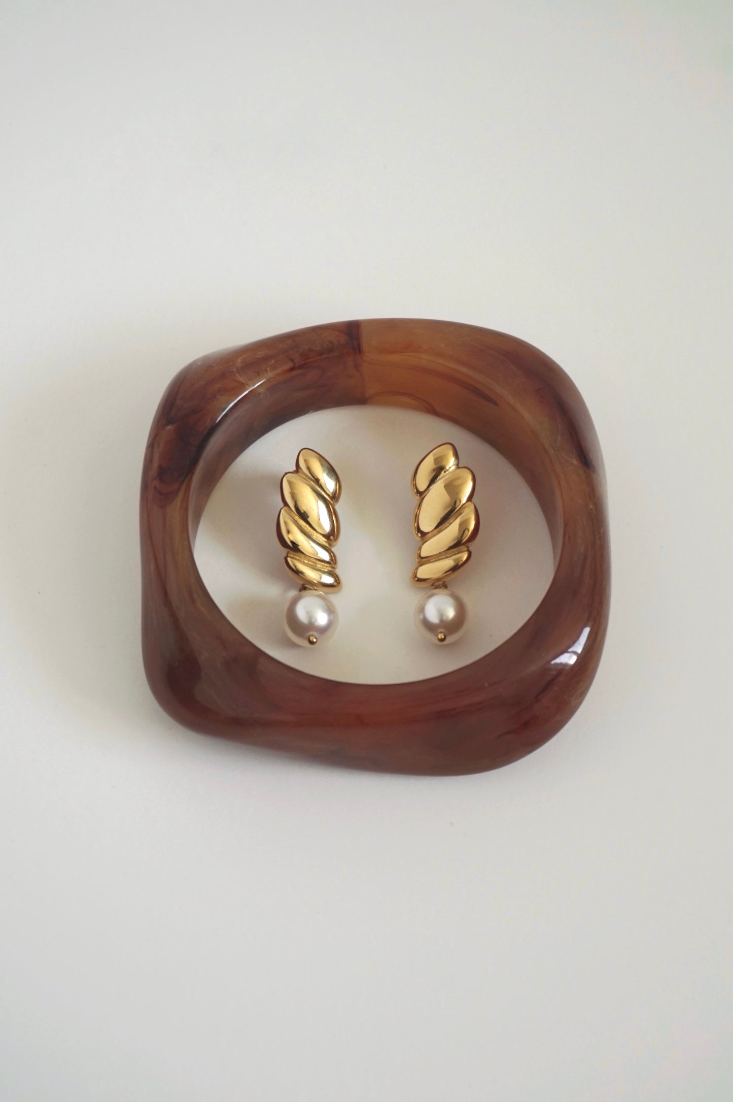 Wing Earrings in Gold